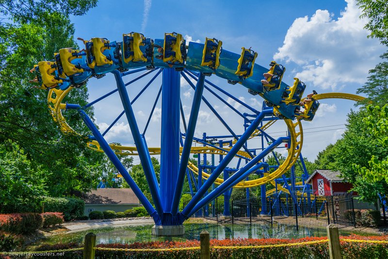 Dutch Wonderland Accessibility Guide: Wheelchair, DAS, and What to Know at Dutch Wonderland