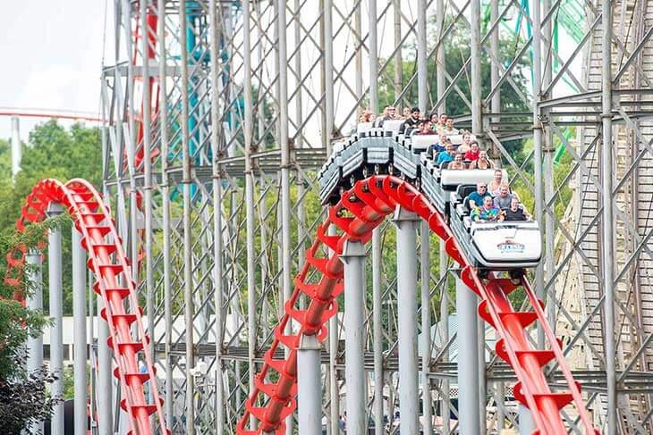 Beating the Crowds at Dorney Park: When to Go and When to Ride at Dorney Park
