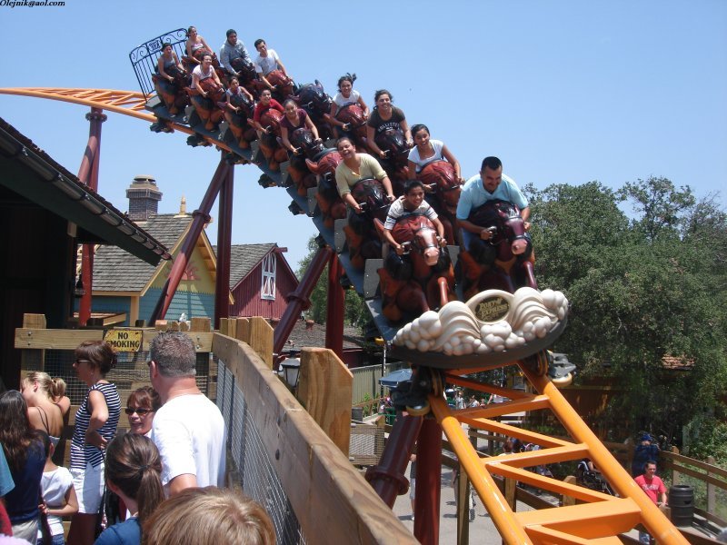 Where to Eat at Knott's Berry Farm: Best Food and How to Beat the Crowds at Knott's Berry Farm