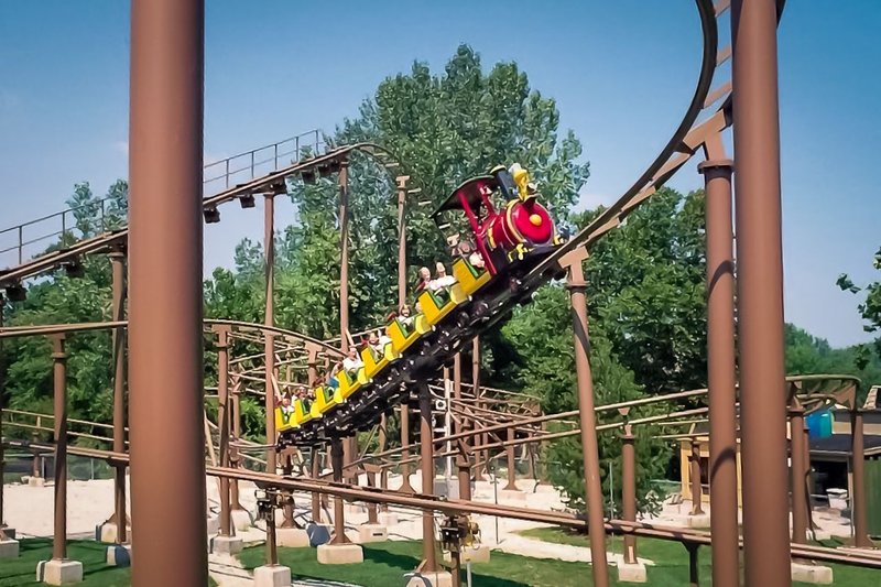 Theme Parks Near Cleveland, OH: Ranked by Wait Times