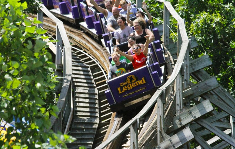 Where to Eat at Holiday World: Best Food and How to Beat the Crowds at Holiday World