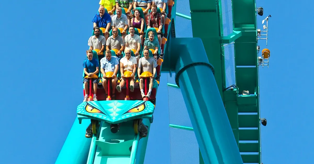 Optimal Route at Canada's Wonderland: A Data-Driven Touring Plan at Canada's Wonderland