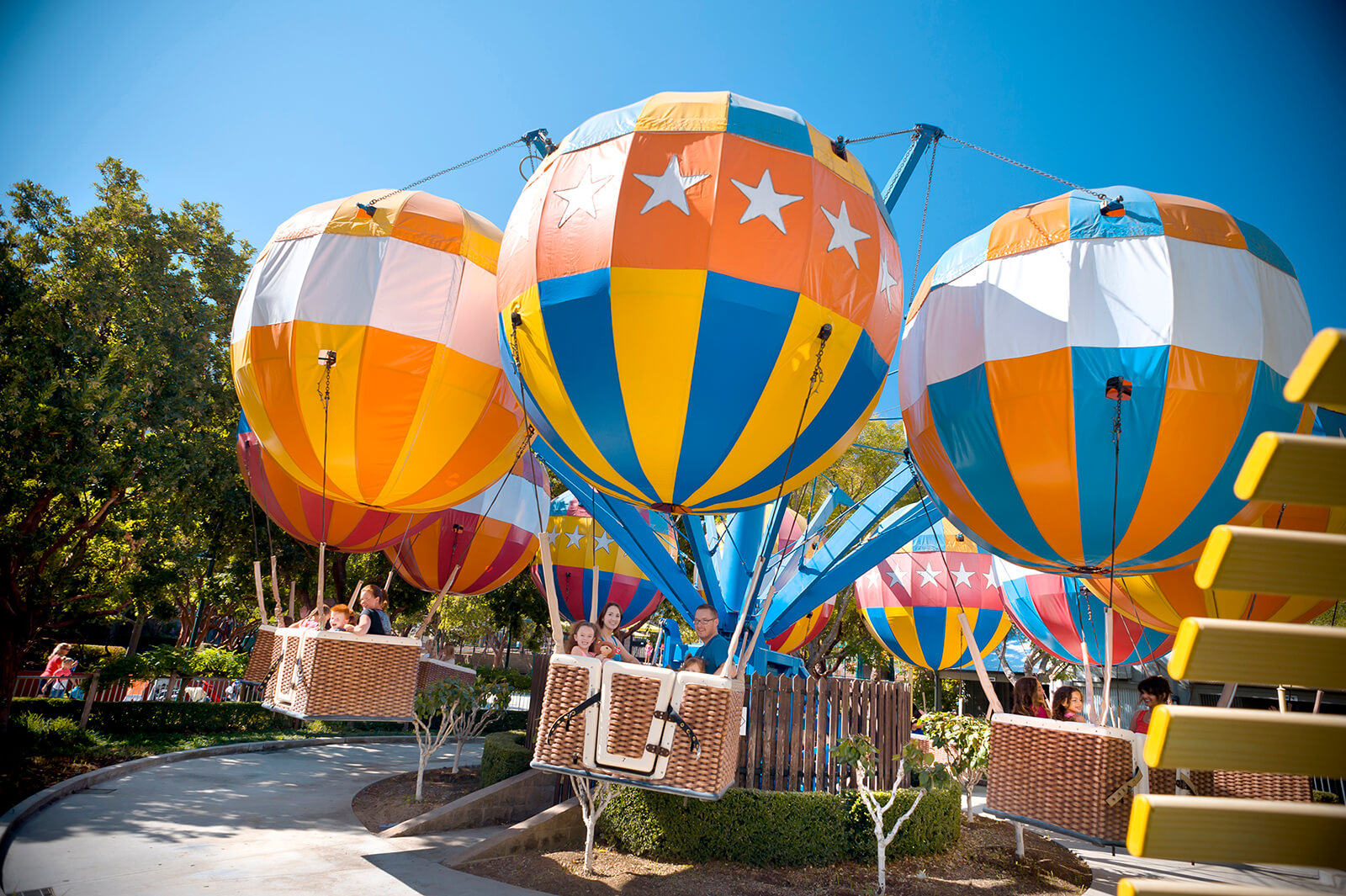 Optimal Route at Gilroy Gardens: A Data-Driven Touring Plan at Gilroy Gardens